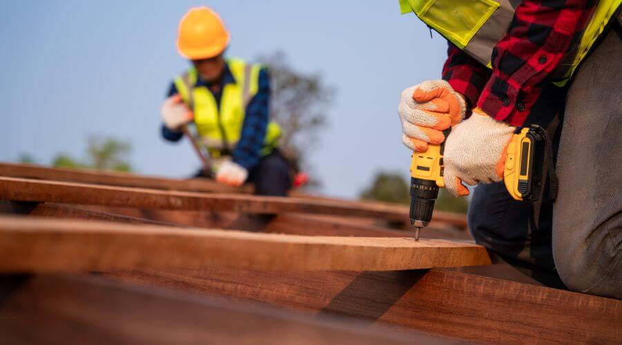 Professional residential roofers in Saltillo, MS